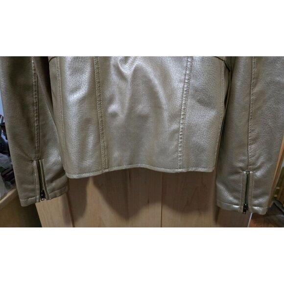 Gold Faux Leather Moto Jacket  Zipper Pockets Snap Collar mob wife 80's retro - Picture 8 of 10